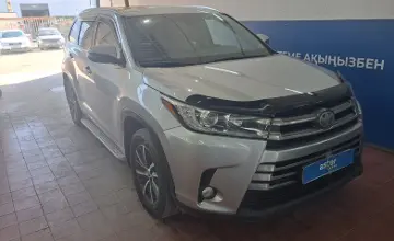 Toyota Highlander 2017 года за 16 000 000 тг. в Астана фото 3