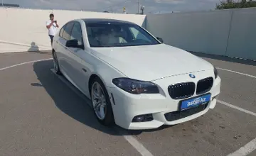 BMW 5 серии 2014 года за 11 500 000 тг. в Шымкент фото 2