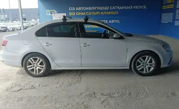 Volkswagen Jetta 2017 года за 6 000 000 тг. в Алматы фото 4