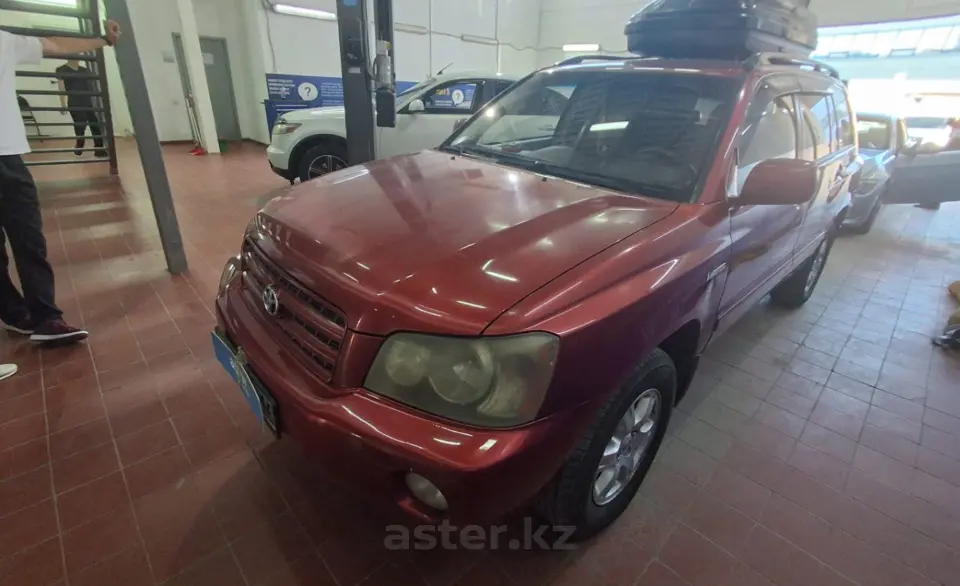 Toyota Highlander 2001 года за 6 000 000 тг. в Астана