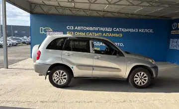 Toyota RAV4 2004 года за 4 000 000 тг. в Алматы фото 4