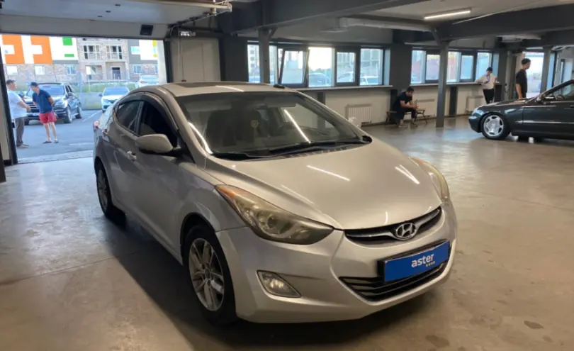 Hyundai Elantra 2011 года за 6 000 000 тг. в Астана фото 3