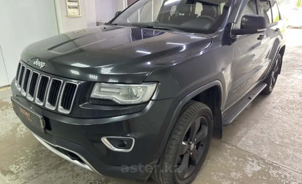 Jeep Grand Cherokee 2014 года за 14 000 000 тг. в Павлодар