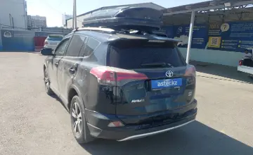 Toyota RAV4 2018 года за 9 500 000 тг. в Шымкент фото 4