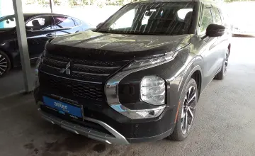 Mitsubishi Outlander 2021 года за 12 700 000 тг. в Алматы фото 1