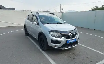 Renault Sandero 2017 года за 3 000 000 тг. в Шымкент фото 2