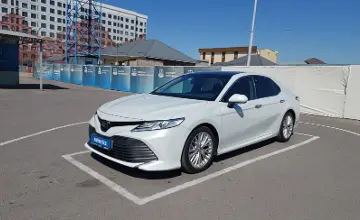 Toyota Camry 2019 года за 14 200 000 тг. в Шымкент фото 1
