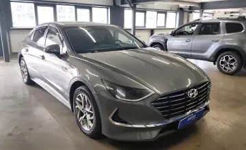 Hyundai Sonata 2020 года за 9 000 000 тг. в Астана фото 2