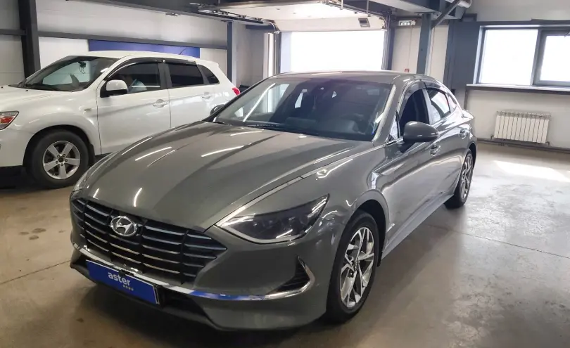 Hyundai Sonata 2020 года за 9 000 000 тг. в Астана