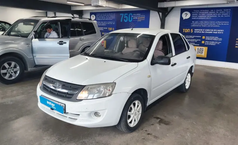 LADA (ВАЗ) Granta 2013 года за 3 000 000 тг. в Астана