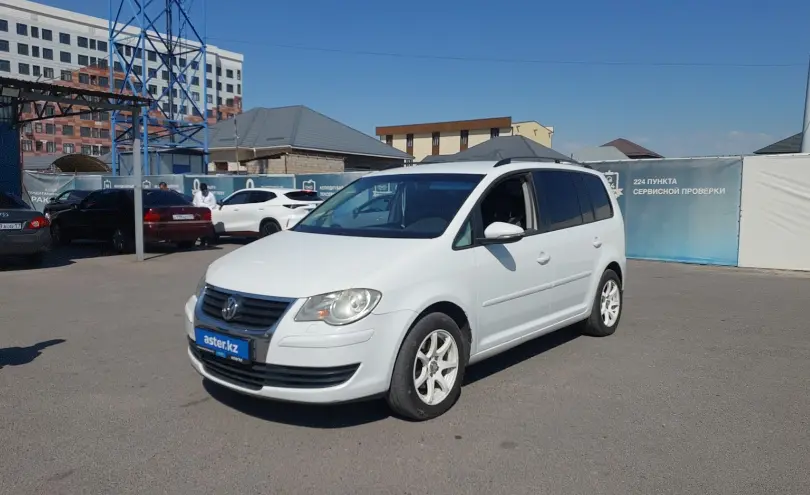 Volkswagen Touran 2009 года за 4 500 000 тг. в Шымкент