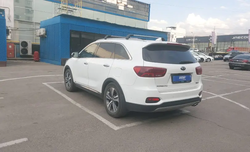 Kia Sorento 2019 года за 13 000 000 тг. в Алматы фото 4