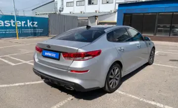 Kia Optima 2018 года за 7 300 000 тг. в Алматы фото 3