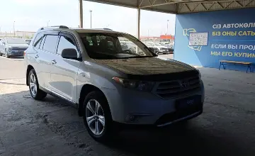 Toyota Highlander 2012 года за 13 000 000 тг. в Алматы фото 3