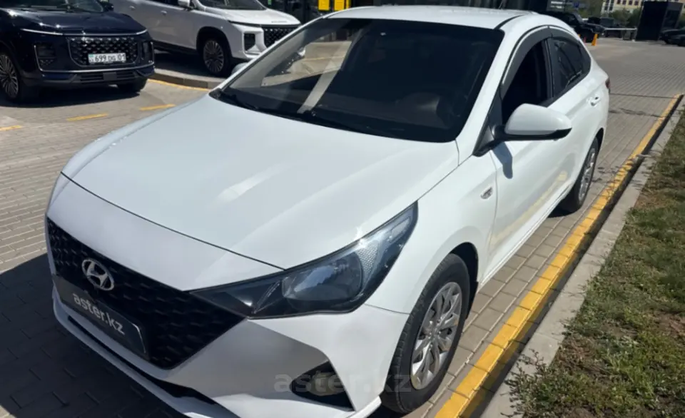Hyundai Solaris 2020 года за 6 200 000 тг. в Астана