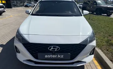 Hyundai Solaris 2020 года за 6 200 000 тг. в Астана фото 2