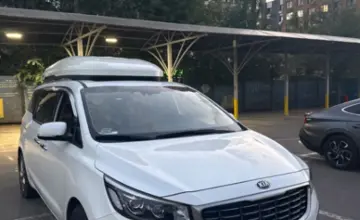 Kia Carnival 2020 года за 13 000 000 тг. в Алматы фото 2