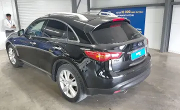 Infiniti QX70 2015 года за 12 500 000 тг. в Астана фото 4