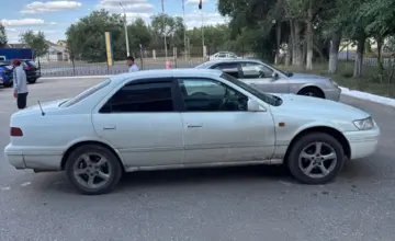 Toyota Camry 2000 года за 2 500 000 тг. в Актобе фото 4