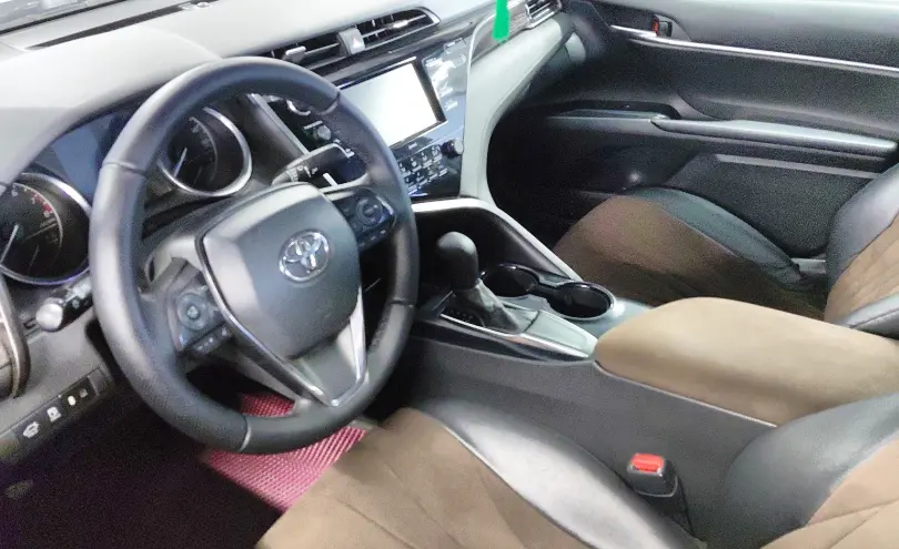 Toyota Camry 2020 года за 12 000 000 тг. в Астана фото 5