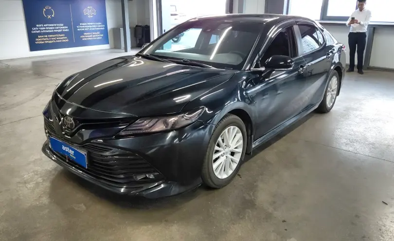 Toyota Camry 2020 года за 12 000 000 тг. в Астана