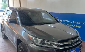Toyota Highlander 2017 года за 15 000 000 тг. в Астана фото 3