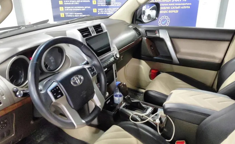 Toyota Land Cruiser Prado 2010 года за 15 000 000 тг. в Астана фото 5