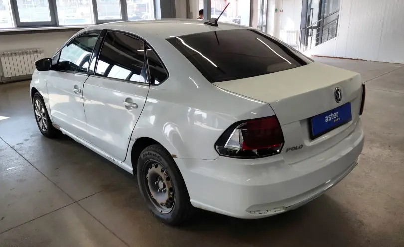 Volkswagen Polo 2017 года за 3 000 000 тг. в Астана фото 4