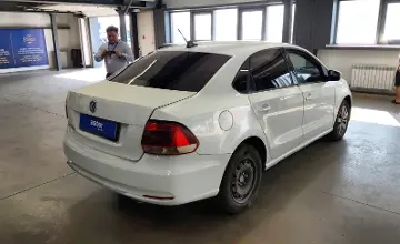 Volkswagen Polo 2017 года за 3 000 000 тг. в Астана фото 3