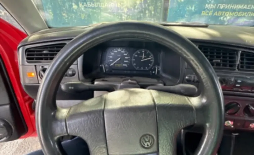 Volkswagen Golf 1995 года за 750 000 тг. в Алматы фото 5