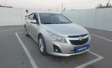 Chevrolet Cruze 2013 года за 3 300 000 тг. в Шымкент фото 2