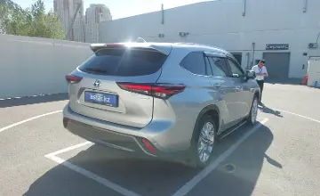 Toyota Highlander 2024 года за 28 000 000 тг. в Шымкент фото 3