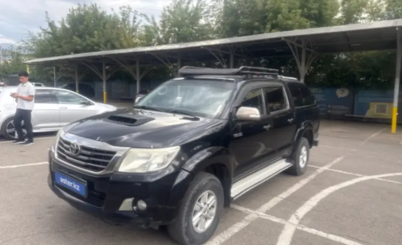 Toyota Hilux 2015 года за 9 000 000 тг. в Алматы