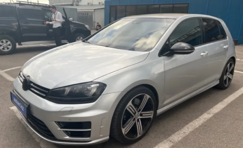 Volkswagen Golf R 2016 года за 17 500 000 тг. в Алматы