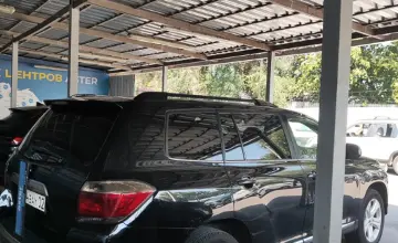 Toyota Highlander 2013 года за 12 000 000 тг. в Алматы фото 4