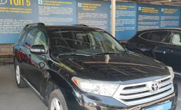 Toyota Highlander 2013 года за 12 000 000 тг. в Алматы фото 3