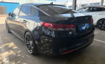 Kia K5 2015 года за 8 800 000 тг. в Алматы фото 4