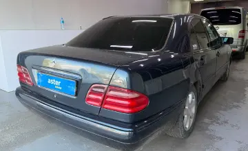 Mercedes-Benz E-Класс 1998 года за 2 000 000 тг. в Павлодар