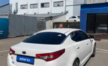 Kia K5 2010 года за 7 500 000 тг. в Алматы фото 3