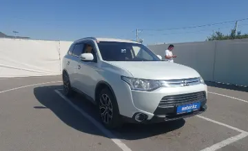 Mitsubishi Outlander 2014 года за 8 000 000 тг. в Шымкент фото 2