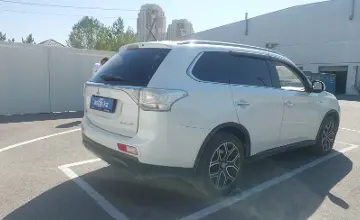 Mitsubishi Outlander 2014 года за 8 000 000 тг. в Шымкент фото 3