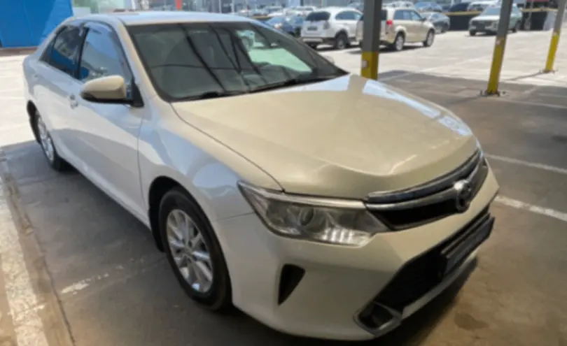 Toyota Camry 2017 года за 9 000 000 тг. в Алматы фото 2