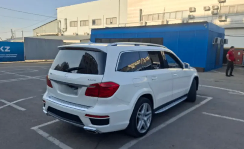 Mercedes-Benz GL-Класс 2015 года за 18 500 000 тг. в Алматы фото 3