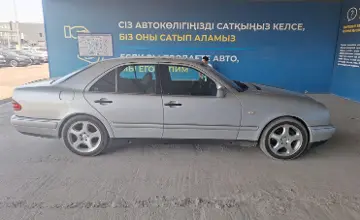 Mercedes-Benz E-Класс 1997 года за 3 600 000 тг. в Алматы фото 4