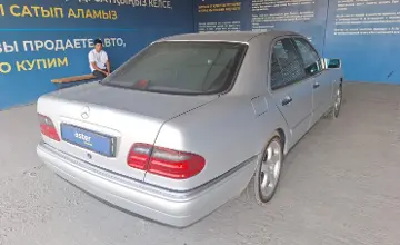 Mercedes-Benz E-Класс 1997 года за 3 600 000 тг. в Алматы