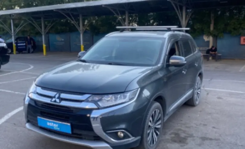 Mitsubishi Outlander 2015 года за 10 000 000 тг. в Алматы