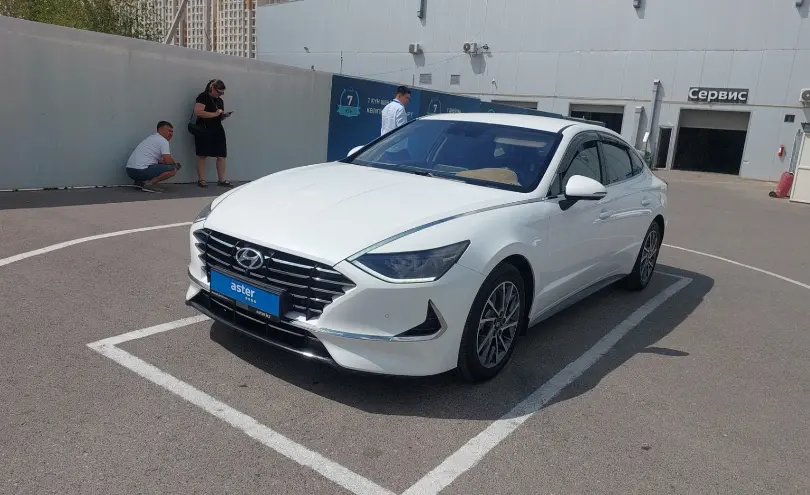 Hyundai Sonata 2021 года за 12 500 000 тг. в Шымкент