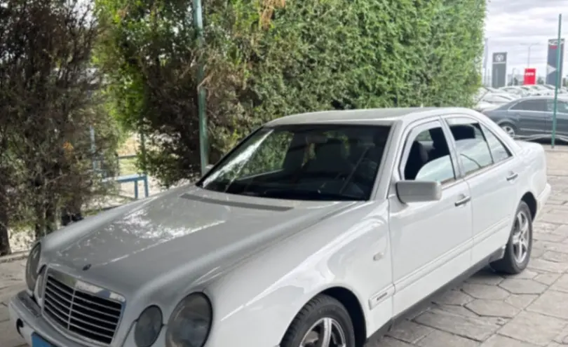 Mercedes-Benz E-Класс 1998 года за 1 500 000 тг. в Талдыкорган