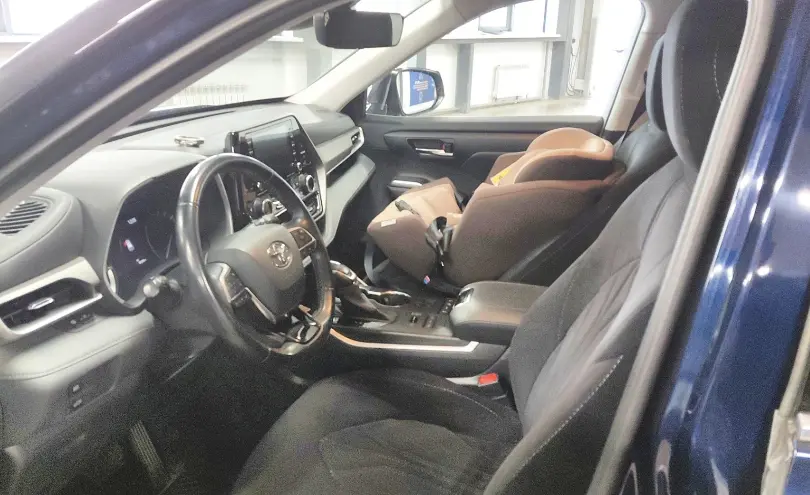 Toyota Highlander 2019 года за 17 500 000 тг. в Астана фото 5