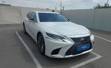 Lexus LS 2018 года за 35 000 000 тг. в Шымкент фото 2